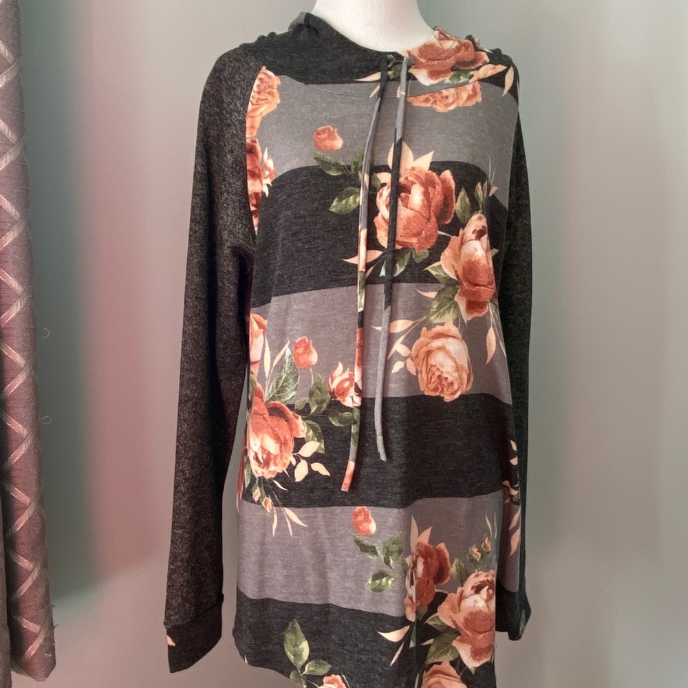 Striped with the floral overlay hoodie hi Celeste